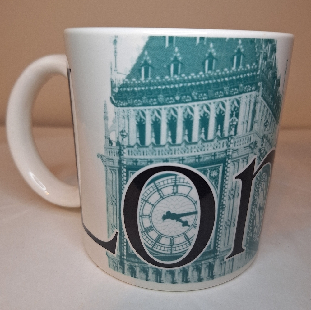 Starbucks London 2002 collector series mug